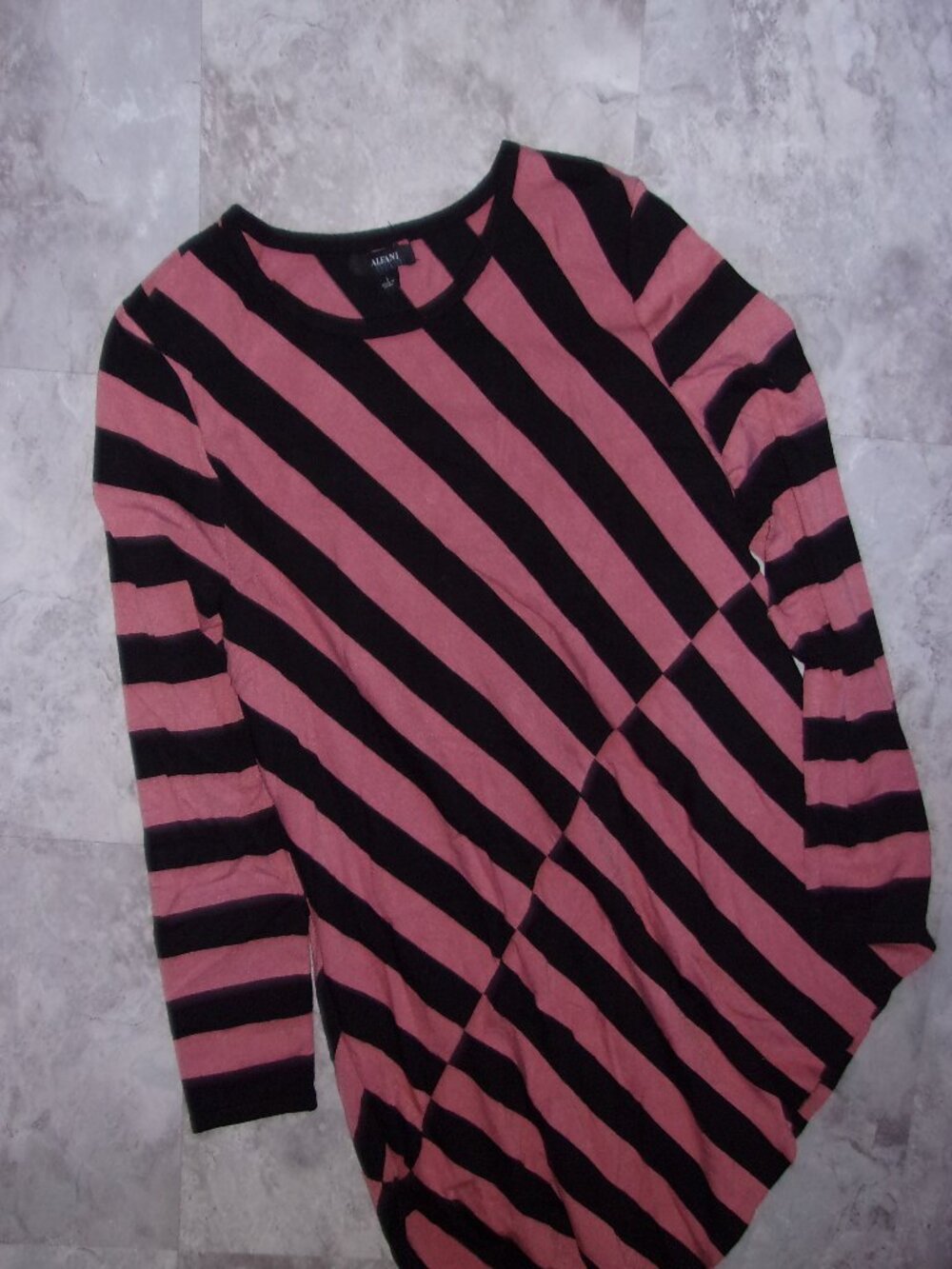 size large womens knit sweater casual dress black pink shirt top